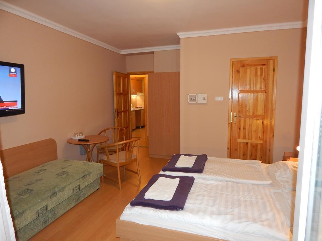 Hajdu Vendeghaz Hotel Hajdúszoboszló Cameră foto