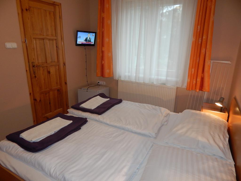 Hajdu Vendeghaz Hotel Hajdúszoboszló Cameră foto