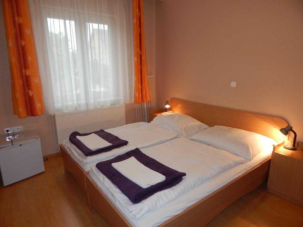 Hajdu Vendeghaz Hotel Hajdúszoboszló Cameră foto