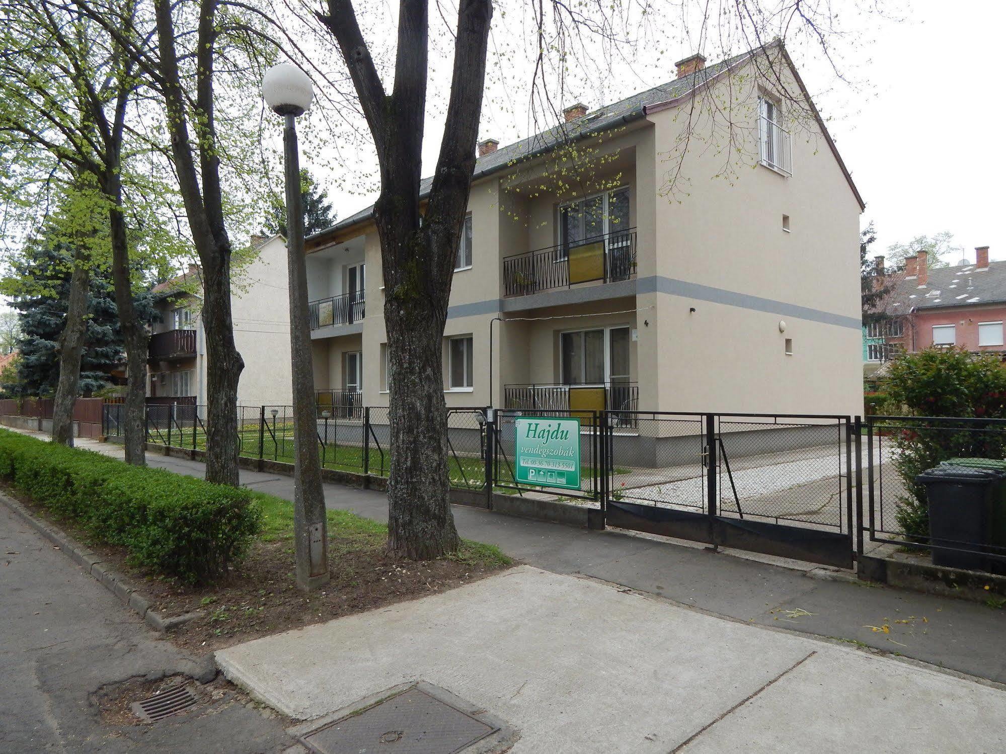 Hajdu Vendeghaz Hotel Hajdúszoboszló Exterior foto